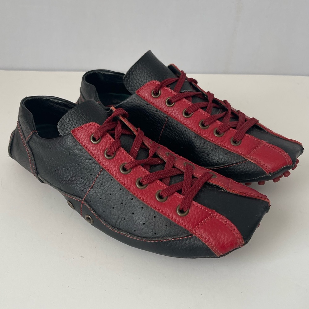 Bernie‎ Mev Lace Up Driving Shoes Red Black Leather 38 Square Toe